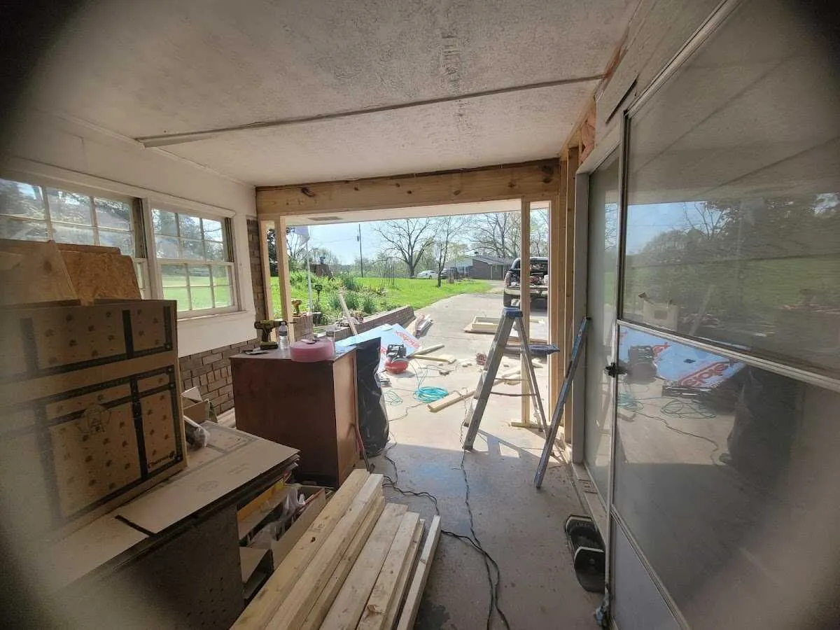 Air movers and dehumidifier for Drying & Dehumidification in Floris